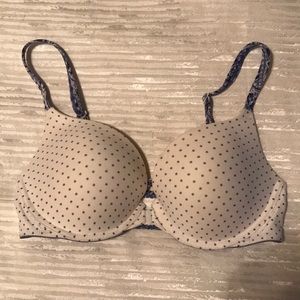 PINK by Victoria’s Secrete 34D Bra